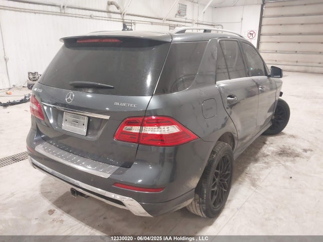 4JGDA2EB9FA520846 Mercedes-Benz Ml-Class