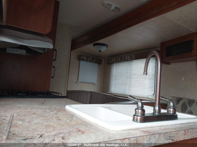 Forest River Wildwood Towables 2014 4X4TWDG25EA251585 Image 8