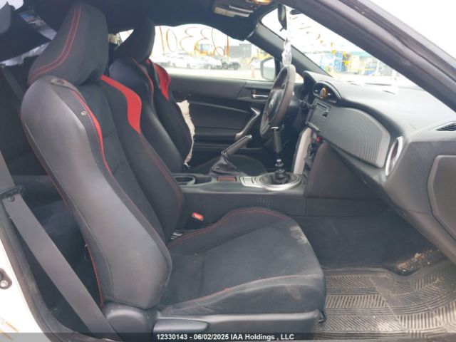 JF1ZNAA12F9701526 Scion 2000cc na