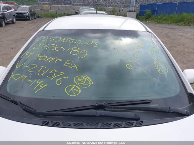 KNAFX5A83E5251576 KIA Forte