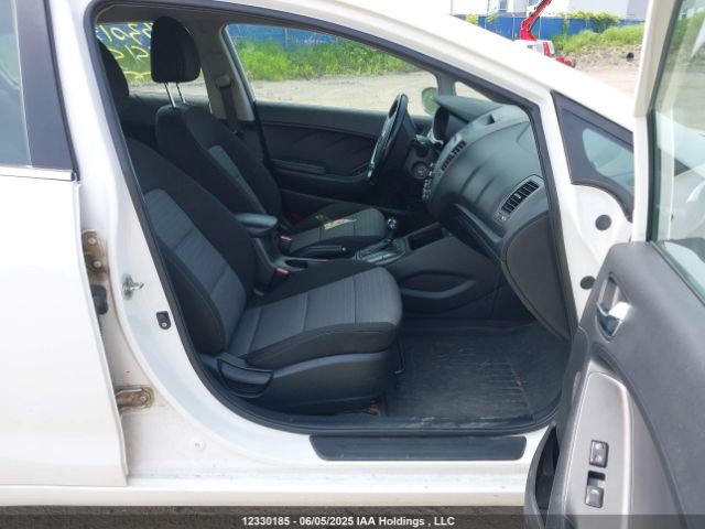 KNAFX5A83E5251576 KIA Forte