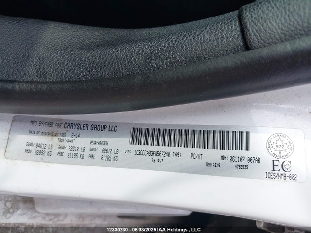 1C3CCCAB3FN507240 Chrysler 2015