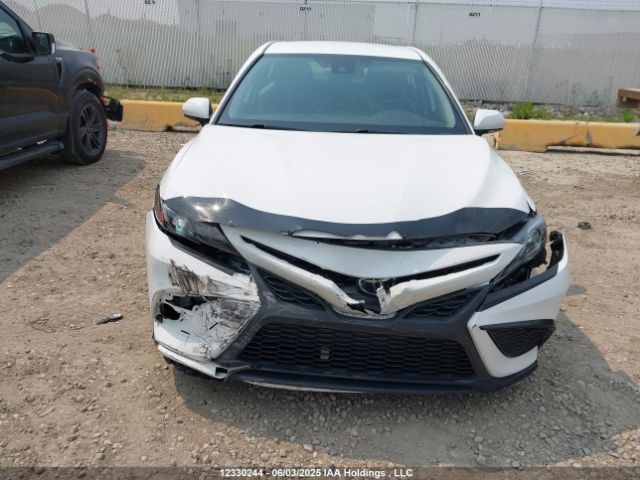 4T1G11AK1NU054694 Toyota Camry