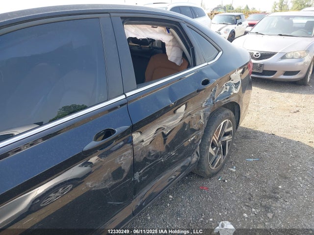 3VWGM7BU4NM031961 Volkswagen 1.5 tsi