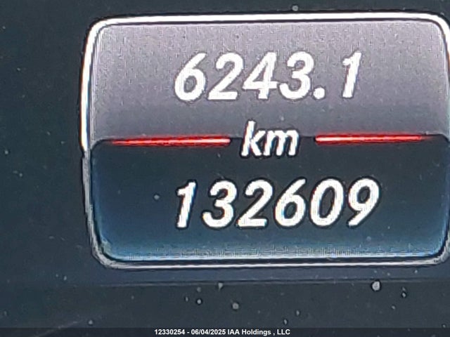 4JGDA5GB0JB097723 Mercedes-Benz m276