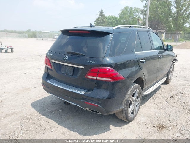 4JGDA5GB0JB097723 Mercedes-Benz m276
