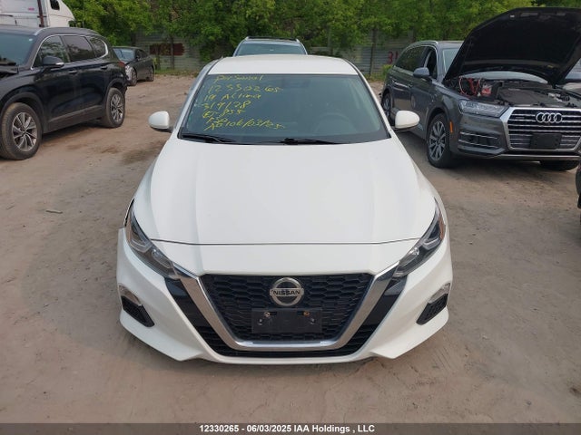 Nissan 2019 2019 1N4BL4BW2KN319128 Image 13