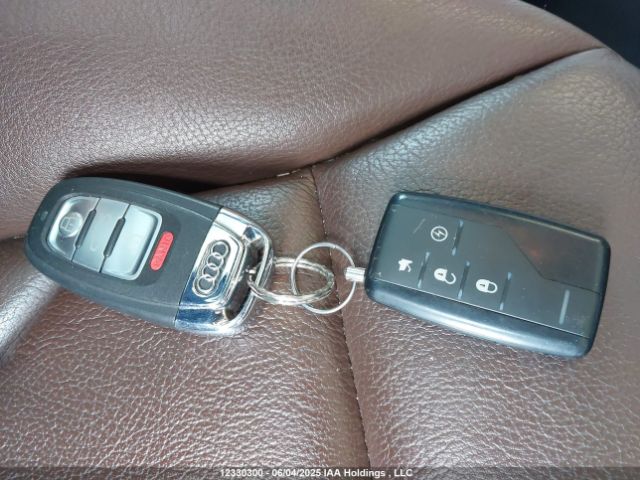 WA1LGCFP9FA054215 Audi Q5 3.0t Technik