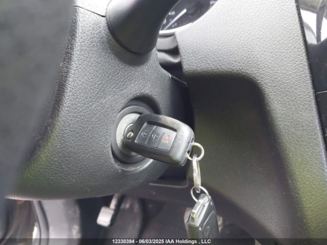 5N1AT2MT8FC837660 Nissan Rogue