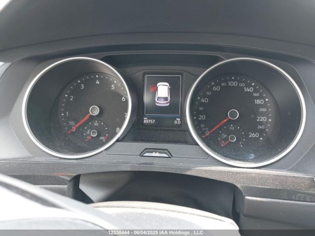 3VV2B7AXXMM038704 Volkswagen Tiguan