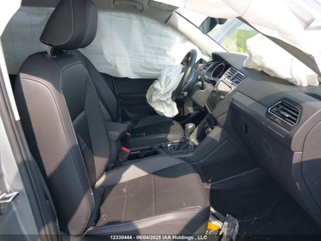 3VV2B7AXXMM038704 Volkswagen Tiguan