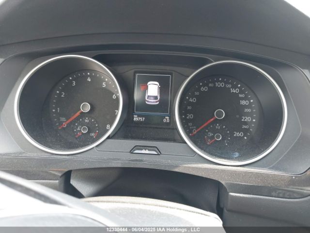 3VV2B7AXXMM038704 Volkswagen Tiguan