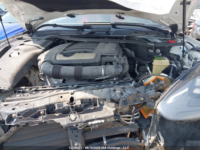 Porsche Cayenne 2018 WP1AA2A29JKA05425 Image 10