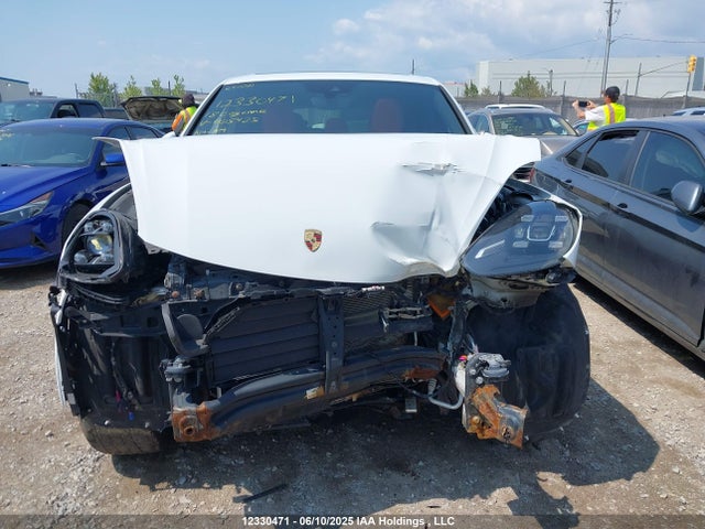 Porsche Cayenne 2018 WP1AA2A29JKA05425 Image 12