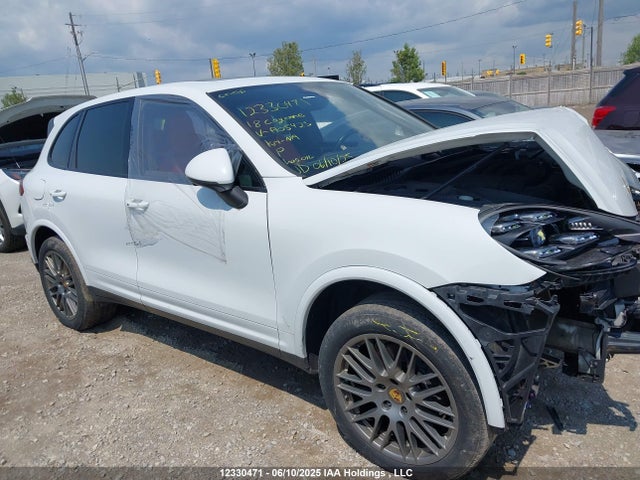 Porsche Cayenne 2018 WP1AA2A29JKA05425 Image 13