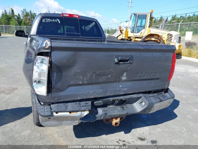Продажа на аукционе авто 2015 Toyota Tundra Sr 5.7l V8, vin: 5TFUY5F19FX467375, номер лота: 12330509