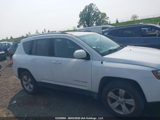 1C4NJDAB2GD740288 Jeep 2016