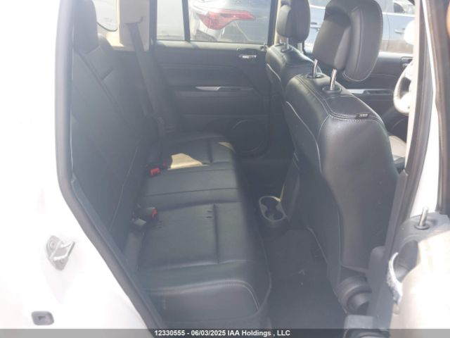 1C4NJDAB2GD740288 Jeep 2016