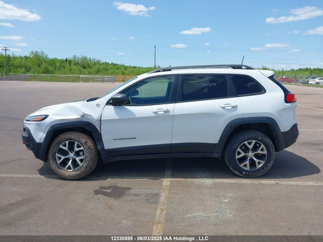 1C4PJMBXXJD568991 Jeep Cherokee