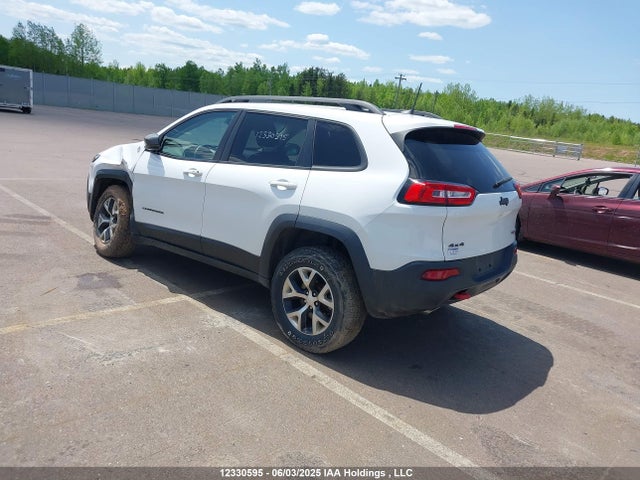1C4PJMBXXJD568991 Jeep Cherokee