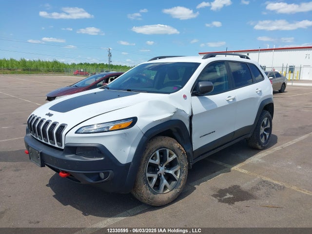 1C4PJMBXXJD568991 Jeep Cherokee