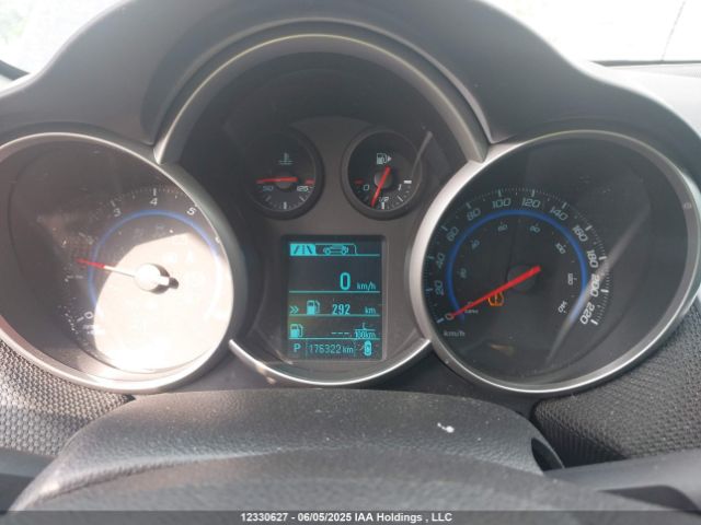 1G1PC5SB8F7242433 Chevrolet Cruze