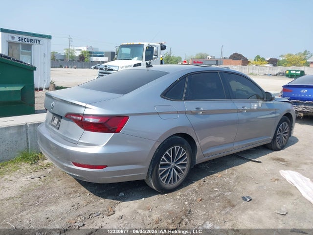 3VWE57BU0MM076852 Volkswagen tsi