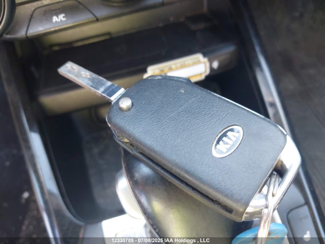3KPF54AD3KE102195 KIA mpi nu