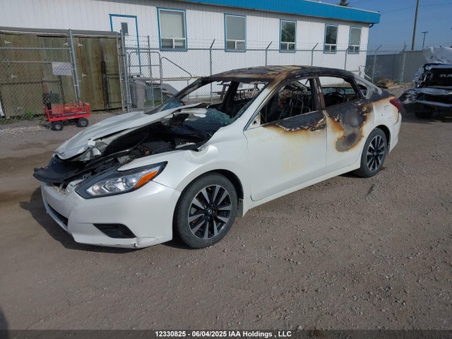 1N4AL3AP9JC221000 Nissan 2018