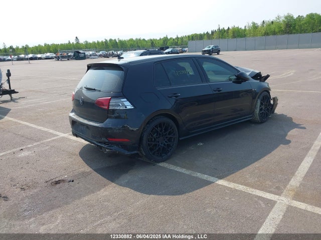 WVWWF7AU4JW232702 Volkswagen 2018