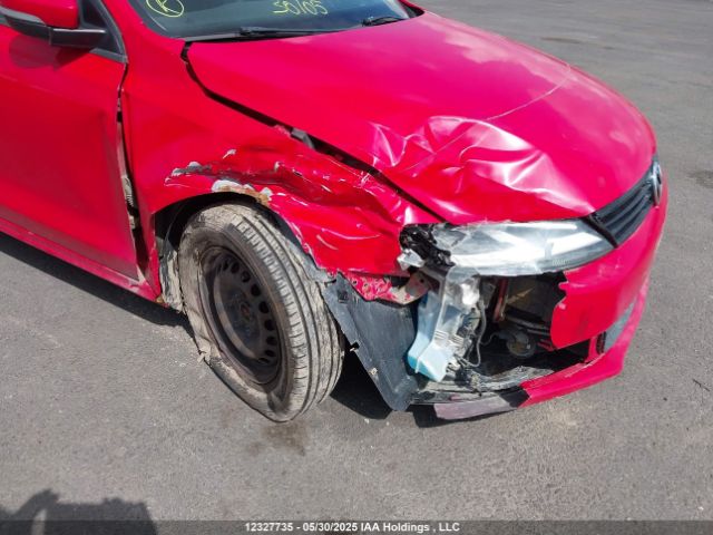 3VW2K7AJ1EM255194 Volkswagen Jetta 2.0l Trendline+