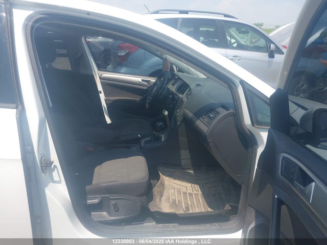 3VW217AU4FM102324 Volkswagen Golf
