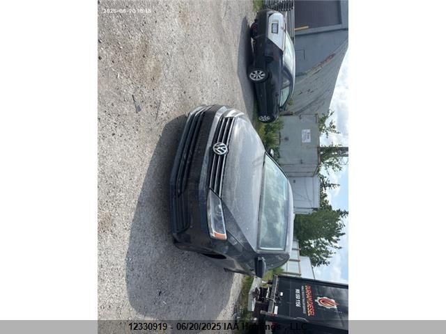 3VW167AJ7HM325821 auction archive image