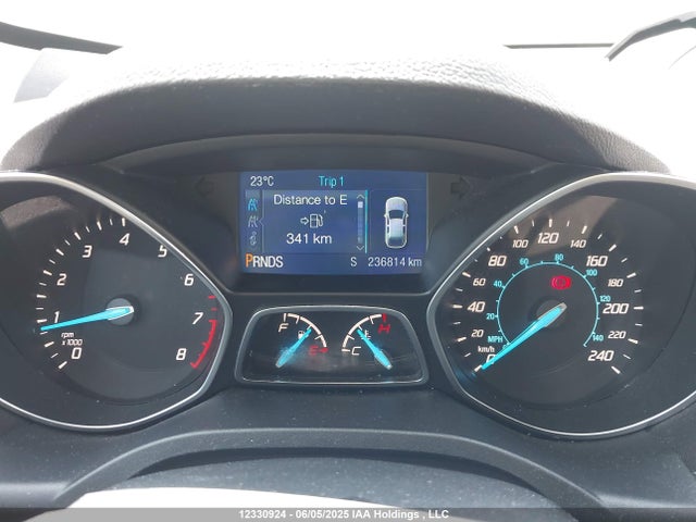 1FMCU0GX7EUB02847 Ford Escape