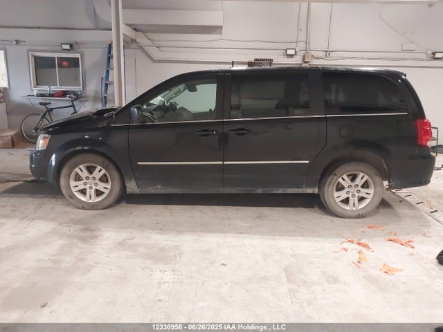 2C4RDGDG8GR372892 Dodge Grand Caravan