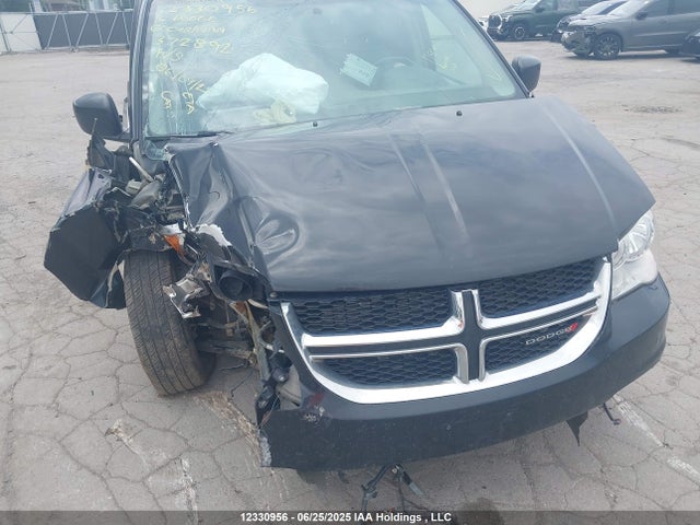 2C4RDGDG8GR372892 Dodge Grand Caravan