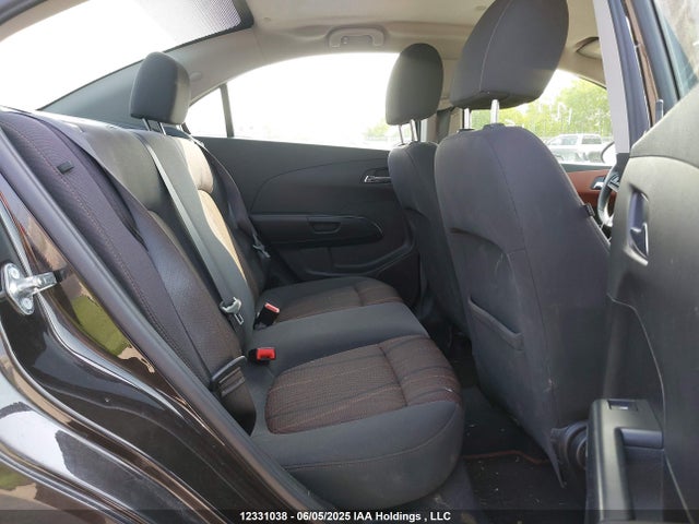 1G1JC5SH5F4202113 Chevrolet luw