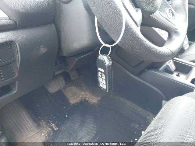 2HKRW2H22JH102363 Honda CR-V LX