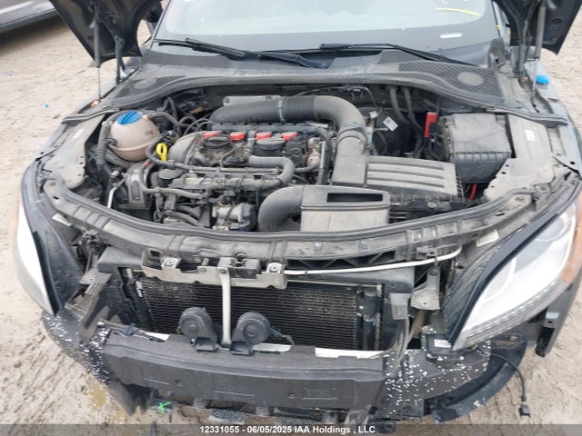 Audi flex fuel engine 2014 TRUBFAFK1E1007228 Image 10