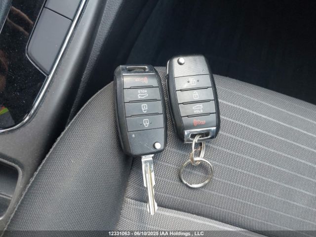 3KPFL4A7XJE163462 KIA Forte Lx/lx+