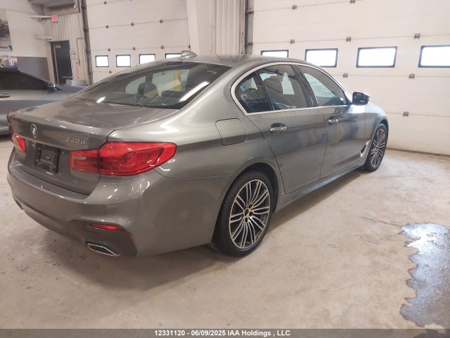 WBAJD1C59JG474993 BMW 540d