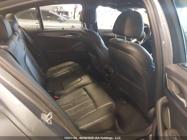 WBAJD1C59JG474993 BMW 540d