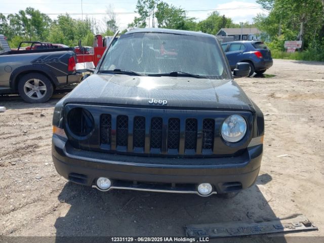 1C4NJRABXGD741069 Jeep 2016