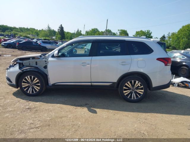 JA4AZ2A36KZ602926 Mitsubishi Outlander Es