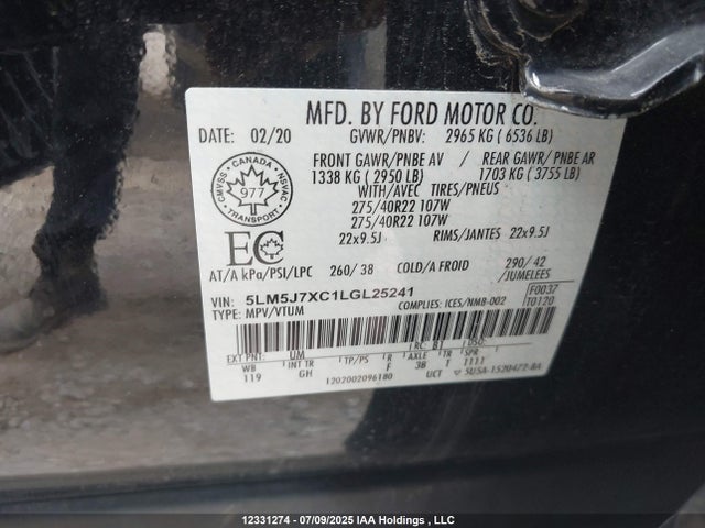 5LM5J7XC1LGL25241 Lincoln 2020