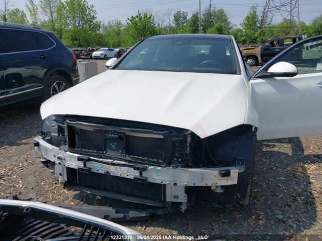 W1KAF4HB4PR132433 Mercedes-Benz C 300 4matic