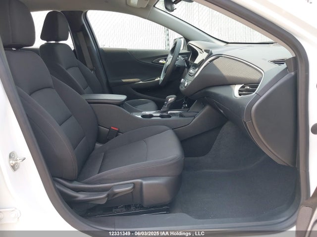1G1ZD5STXRF169235 Chevrolet MALIBU LT