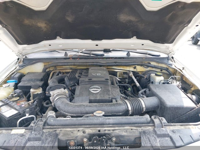 Nissan Frontier 2014 1N6AD0EV4EN735424 Image 10