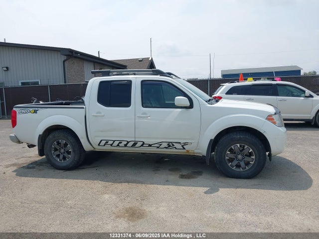 Nissan Frontier 2014 1N6AD0EV4EN735424 Image 13