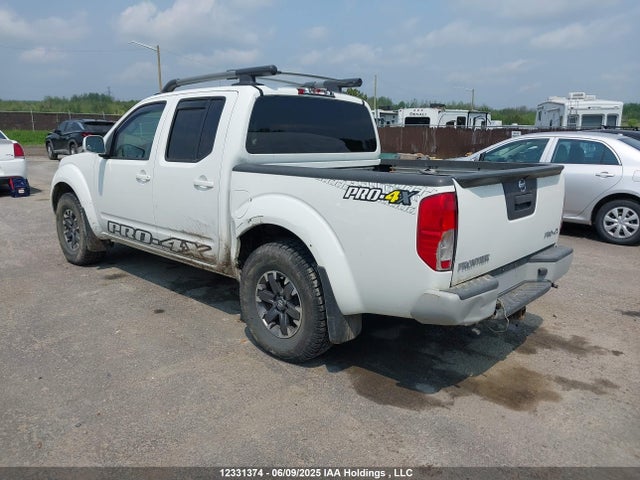 Nissan Frontier 2014 1N6AD0EV4EN735424 Image 3